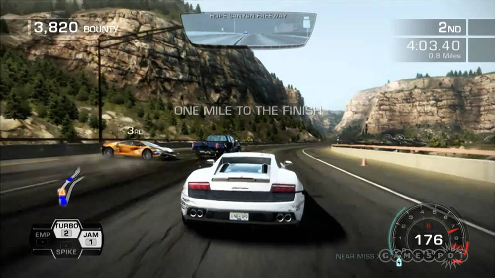 Need for Speed Hot Pursuit MOD APK - Gameplay Screenshot